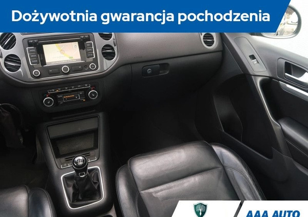 Volkswagen Tiguan cena 43000 przebieg: 254003, rok produkcji 2012 z Kosów Lacki małe 326